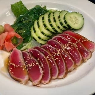 Ahi Tuna Tataki Salad